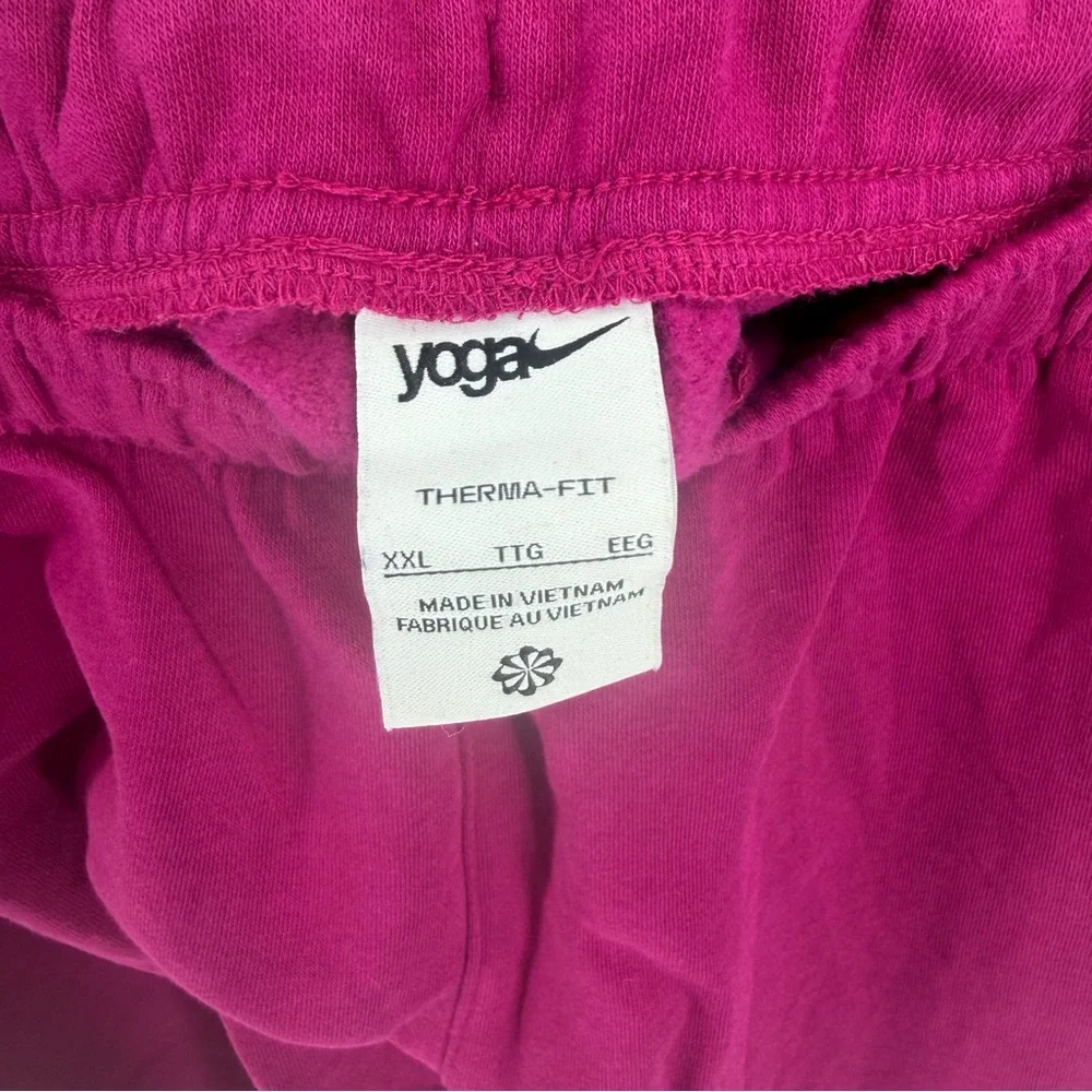 Nike Yoga Therma-Fit Sweatshorts Women’s XXL Magenta Cozy Lounge Athletic Shorts